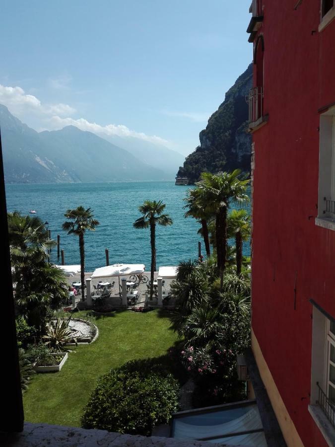 Queen Of The Lake Riva del Garda Exterior foto