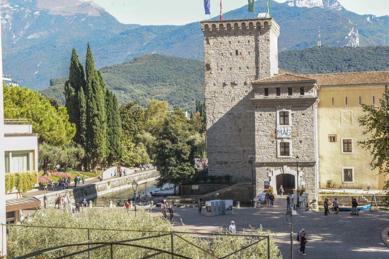 Queen Of The Lake Riva del Garda Exterior foto