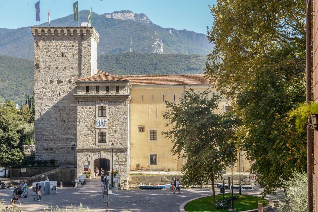Queen Of The Lake Riva del Garda Exterior foto